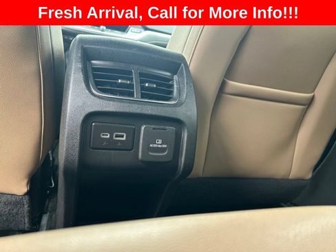 Used 2019 Chevrolet Blazer Premier w/ Sun and Wheels Package FWD image 16