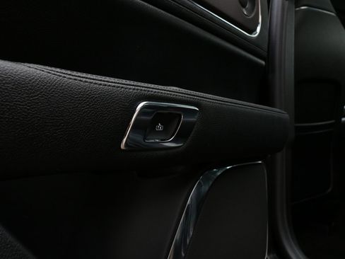 Used 2020 Lincoln Continental Reserve image 50