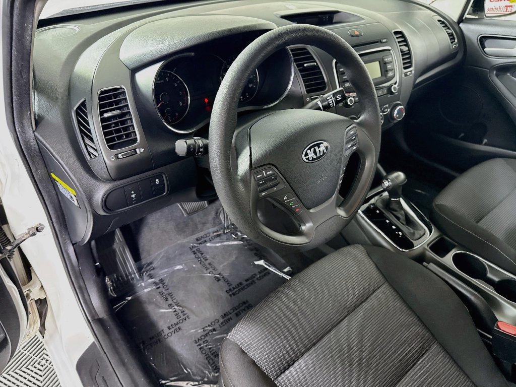 Used 2018 Kia Forte LX FWD image 15