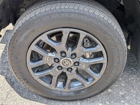 Used 2024 Toyota Tundra Platinum image 10