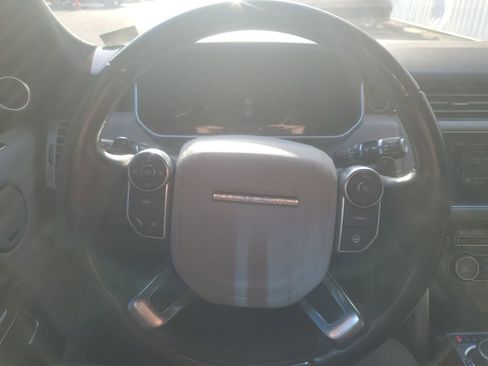 Used 2016 Land Rover Range Rover HSE image 16