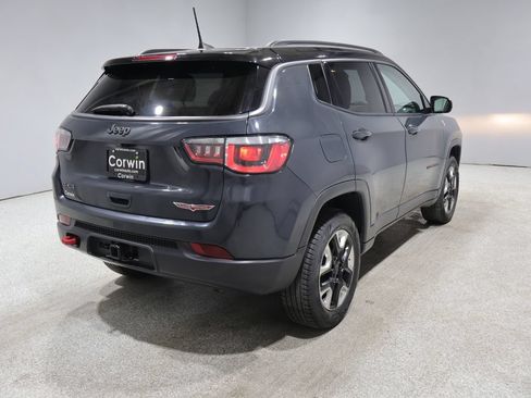 Used 2017 Jeep Compass Trailhawk w/ Cold Weather Group AWD/4WD image 2
