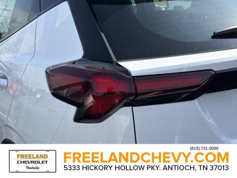 New 2027 Chevrolet Bolt LT w/ Comfort Package image 9