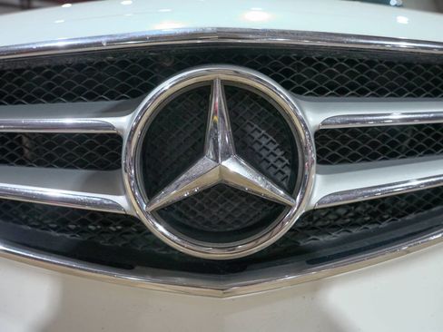 Used 2014 Mercedes-Benz E 350 E 350 Luxury 4MATIC AWD 4dr Se image 22