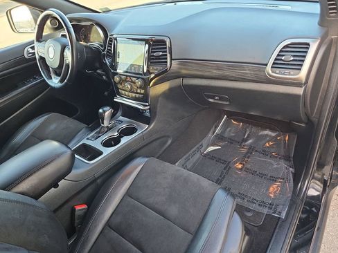 Used 2022 Jeep Grand Cherokee Laredo X image 29