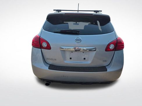 Used 2013 Nissan Rogue SV FWD image 6