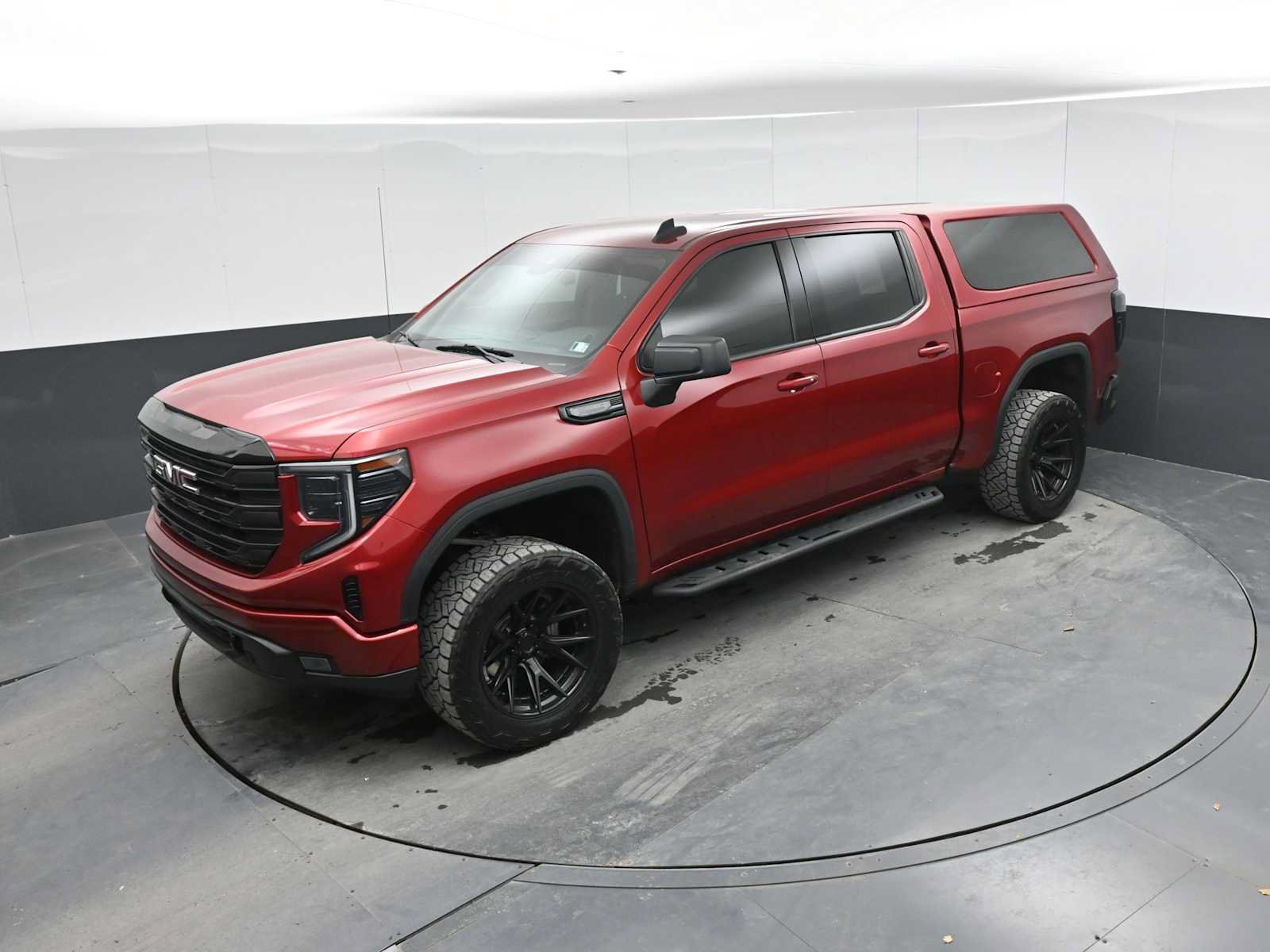 Used 2022 GMC Sierra 1500 Elevation w/ X31 Off-Road Package AWD/4WD image 15