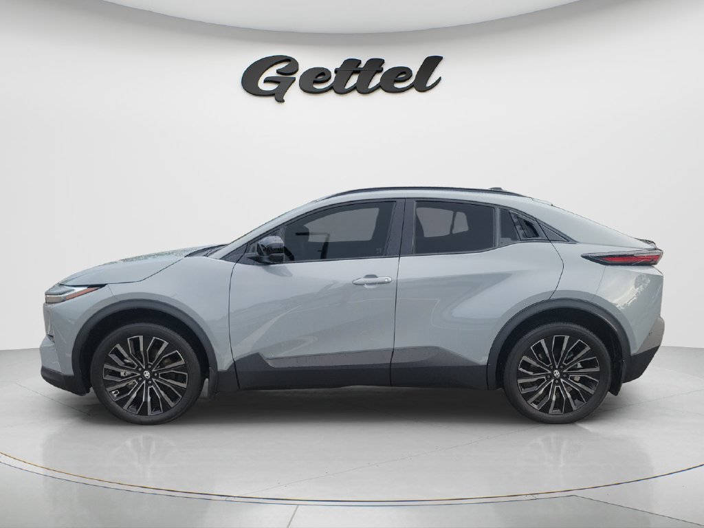 Certified 2026 Toyota C-HR AWD/4WD image 8