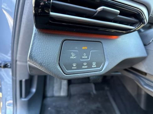 Certified 2023 Volkswagen ID.4 Pro S image 21