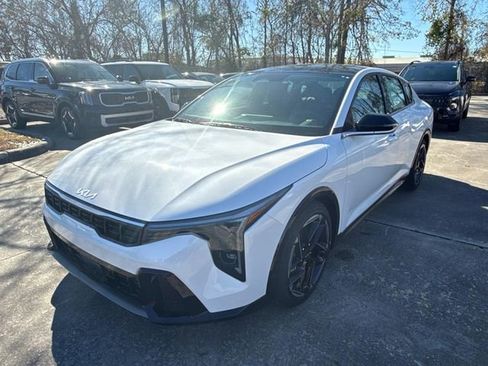 New 2026 Kia K4 GT-Line w/ GT-Line Premium Package image 3