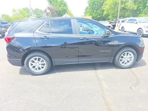 Used 2022 Chevrolet Equinox LT AWD/4WD image 5