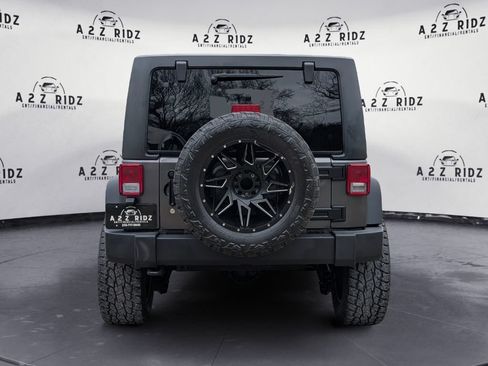 Used 2018 Jeep Wrangler Unlimited Sport S AWD/4WD image 5