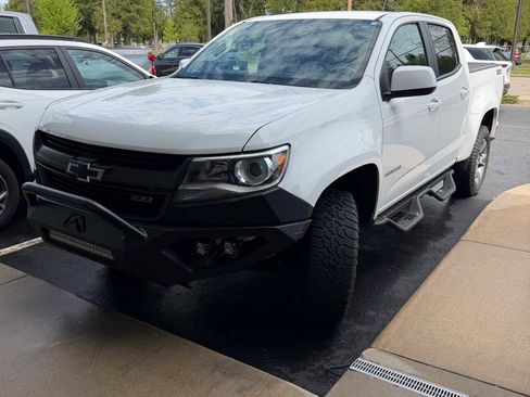 Certified 2019 Chevrolet Colorado Z71 AWD/4WD image 1