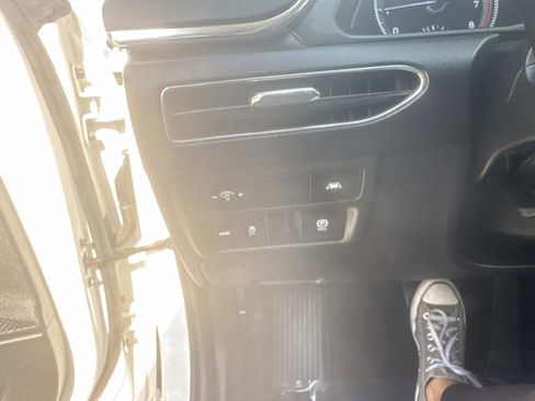 Used 2023 Hyundai Sonata SEL image 27