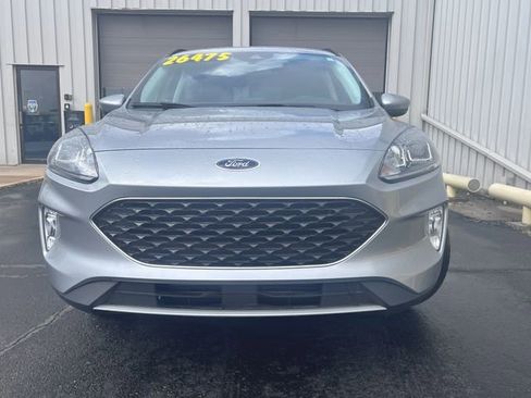 Used 2022 Ford Escape SEL image 3