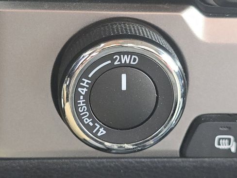 Used 2019 Toyota Tacoma SR5 image 30