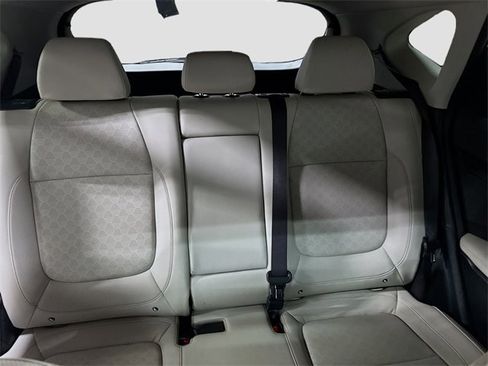 Used 2023 Kia Seltos EX image 29