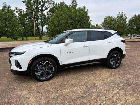 Used 2019 Chevrolet Blazer RS AWD/4WD image 2