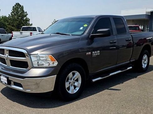 Used 2020 RAM 1500 Tradesman w/ Chrome Appearance Group RWD image 4