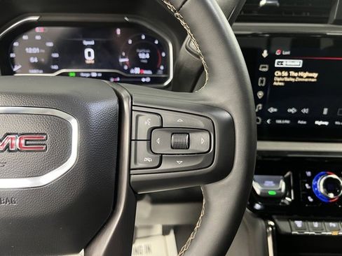 Used 2025 GMC Sierra 2500 AT4 w/ AT4 Premium Plus Package image 30