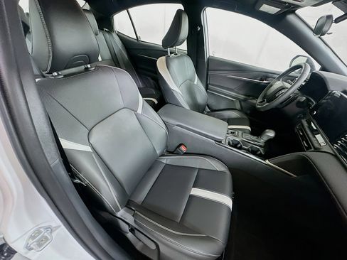 Used 2026 Toyota Camry SE FWD image 30