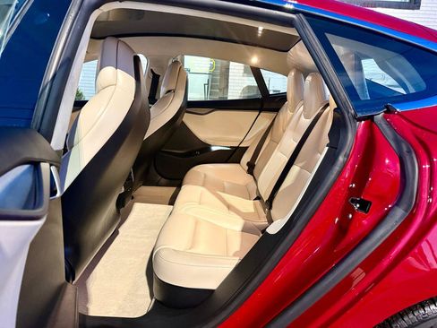 Used 2019 Tesla Model S 100D AWD/4WD image 16
