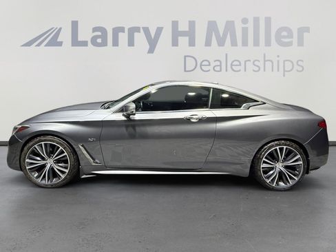 Used 2018 INFINITI Q60 3.0t Luxe image 2