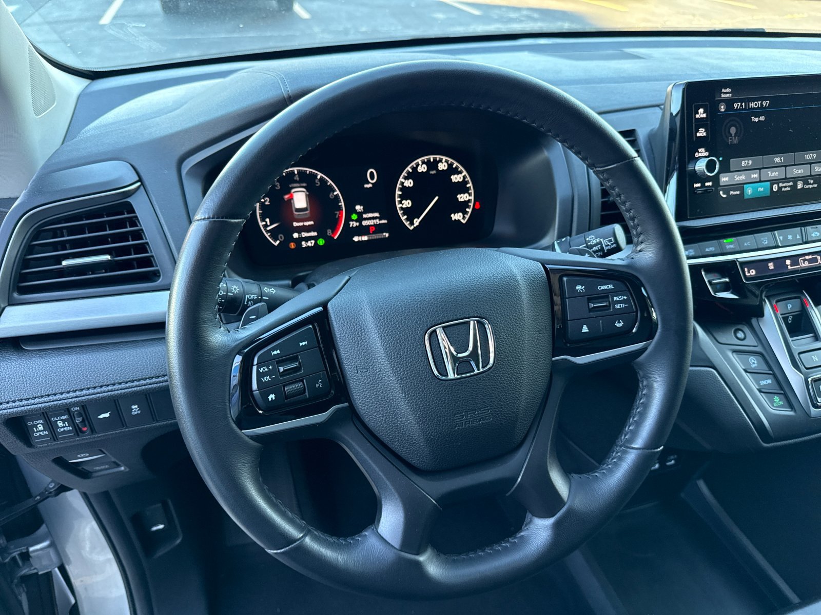 Used 2025 Honda Odyssey EX-L image 25