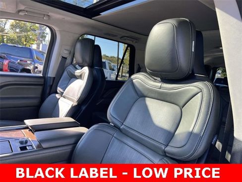 Used 2022 Lincoln Navigator L Black Label image 11