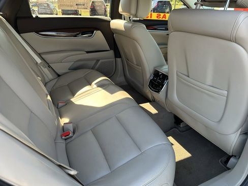 Used 2014 Cadillac XTS Luxury image 18