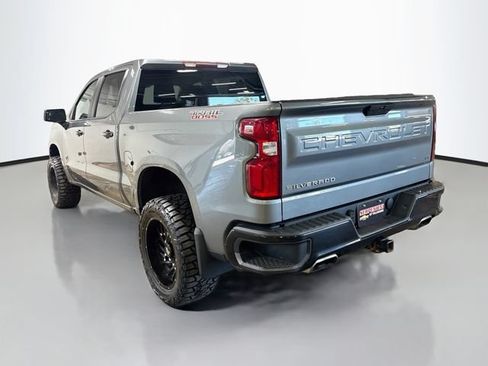 Used 2021 Chevrolet Silverado 1500 LT Trail Boss w/ Bed Protection Package AWD/4WD image 8
