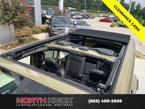 New 2025 Jeep Wrangler Unlimited Rubicon 392 image 15