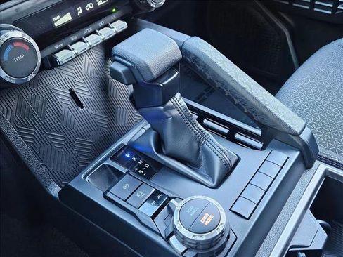 Used 2025 Toyota 4Runner SR5 image 12