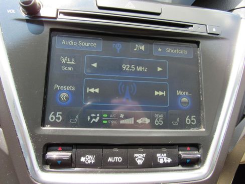 Used 2016 Acura MDX SH-AWD image 24