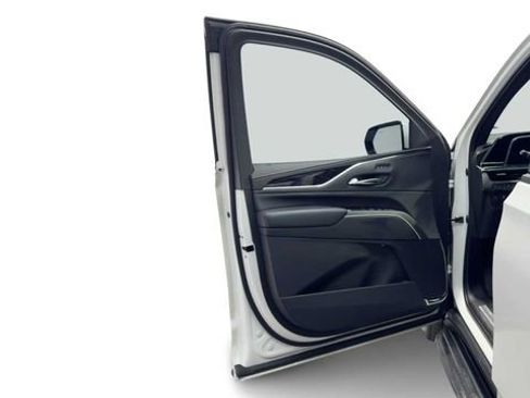 Used 2022 Cadillac Escalade Sport image 10