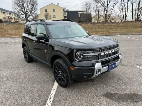 Used 2025 Ford Bronco Sport Badlands image 1