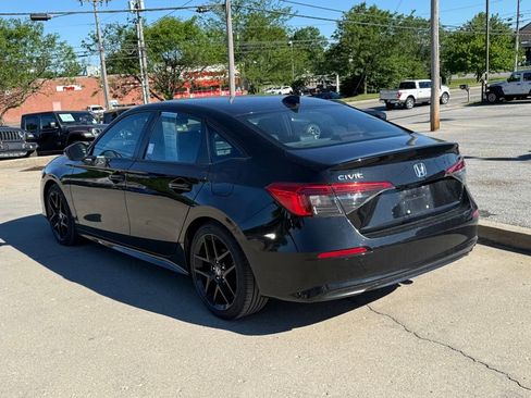 Used 2023 Honda Civic Sport image 8
