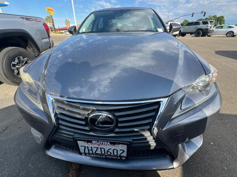 Used 2015 Lexus IS 250 RWD image 2