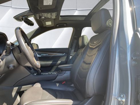 Certified 2025 Cadillac XT6 Premium Luxury w/ Platinum Package AWD/4WD image 10