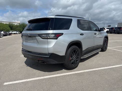 Used 2020 Chevrolet Traverse Premier w/ Redline Edition image 5