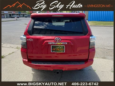 Used 2020 Toyota 4Runner SR5 Premium w/ Moonroof Package AWD/4WD image 8