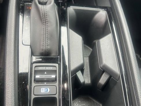 Certified 2025 Honda Accord EX-L image 11