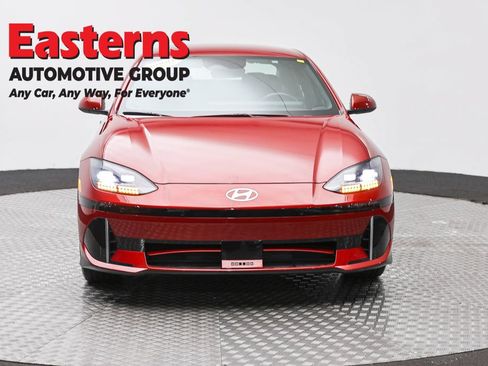 Used 2024 Hyundai Ioniq 6 SE AWD/4WD image 2