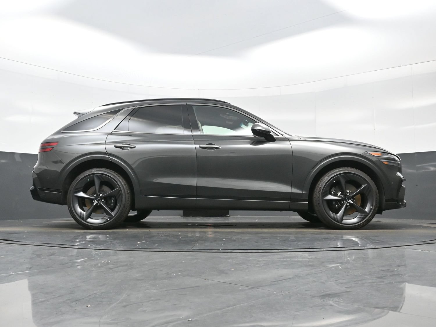Used 2026 Genesis GV70 3.5T Sport Prestige AWD/4WD image 32