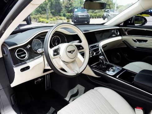 Used 2023 Bentley Flying Spur Azure AWD/4WD image 22