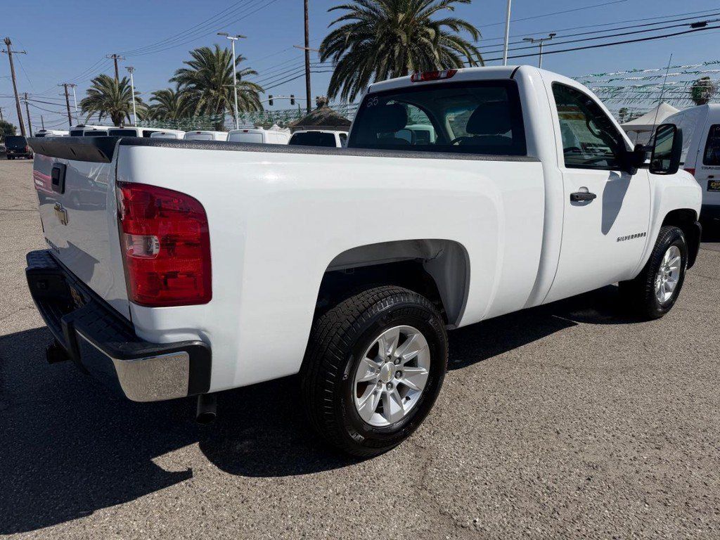 Used 2009 Chevrolet Silverado 1500 W/T AWD/4WD image 6