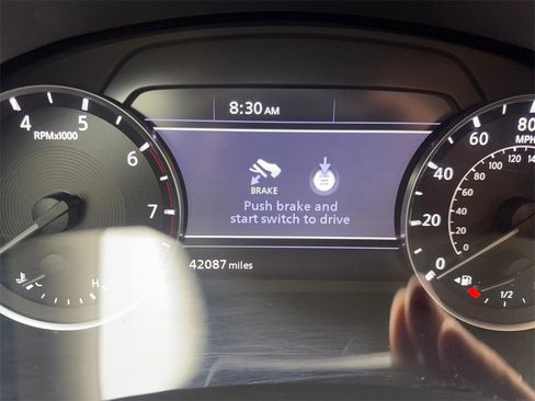 Used 2024 INFINITI QX50 Luxe image 60