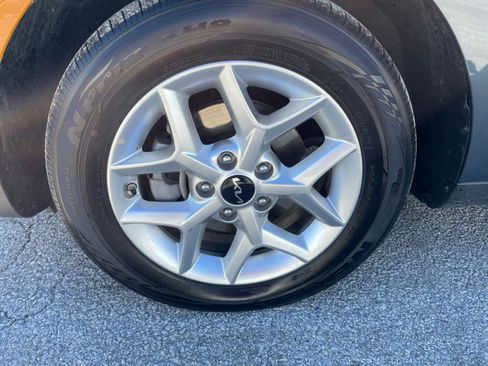 Used 2025 Kia Soul LX w/ LX Technology Package image 28