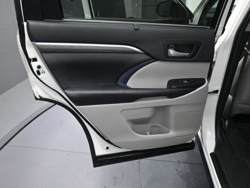 Used 2019 Toyota Highlander Limited Platinum w/ Protection Package #3 AWD/4WD image 69