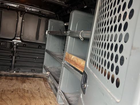 Used 2012 Chevrolet Express 1500 RWD image 46